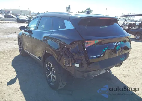 2023 Kia Sportage Hybrid Ex z USA, uszkodzony, nr VIN KNDPVCAG2P7104052